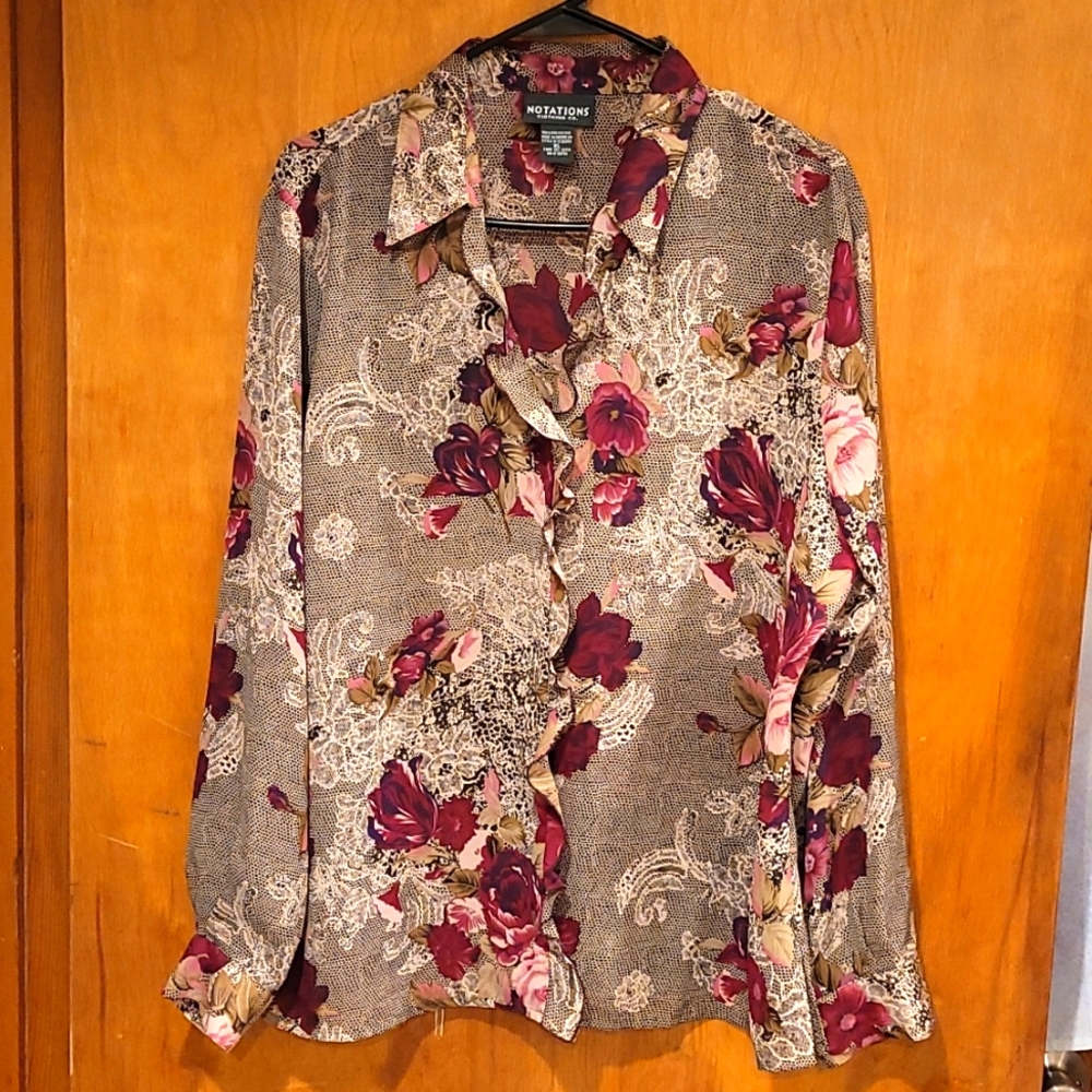 Notations Clothing Co. brand women's floral pattern size xl button down blouse